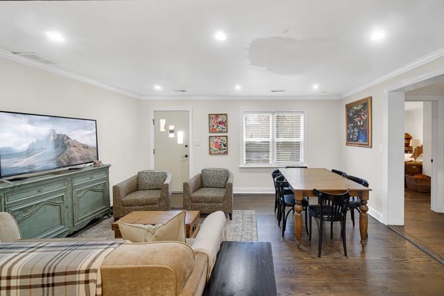 148 Wheeling Avenue, Wheeling, IL 60090