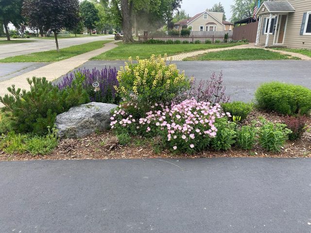 148 Wheeling Avenue, Wheeling, IL 60090