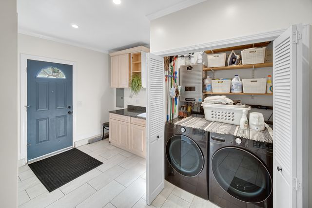 148 Wheeling Avenue, Wheeling, IL 60090