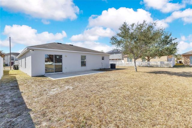 5441 SILVER THISTLE LANE, St Cloud, FL 34772