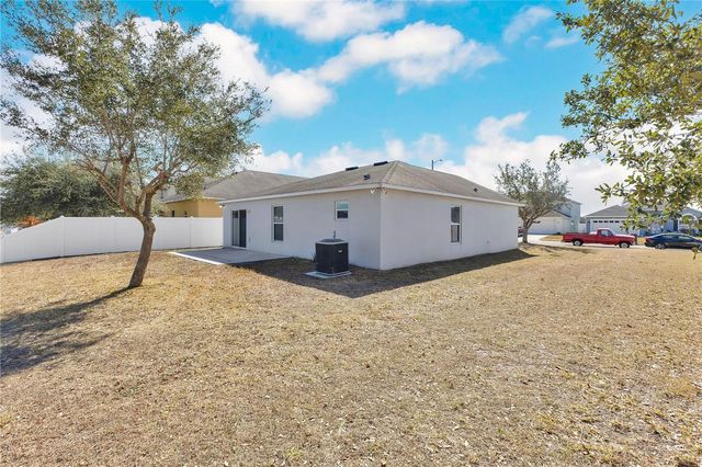 5441 SILVER THISTLE LANE, St Cloud, FL 34772