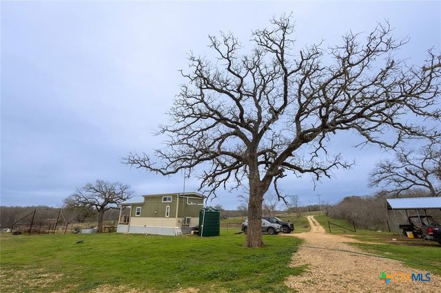 3270 FM 671, Luling, TX 78648