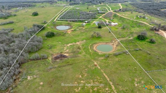 3270 FM 671, Luling, TX 78648