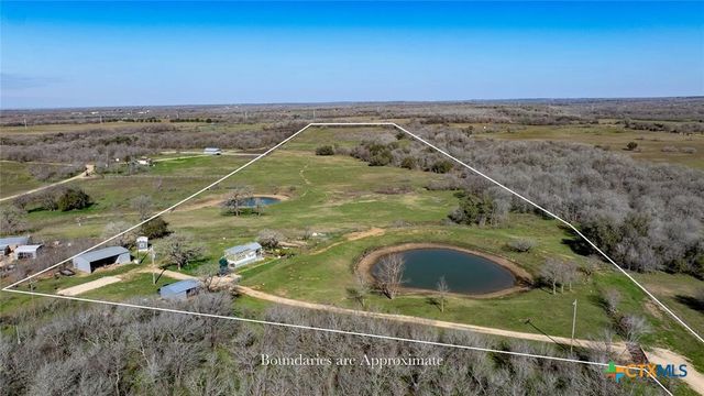 3270 FM 671, Luling, TX 78648