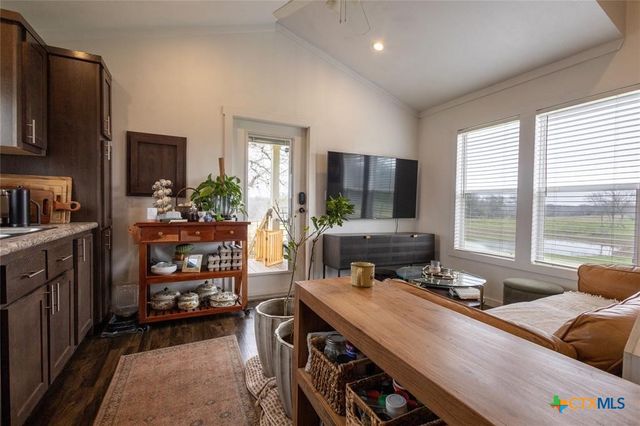 3270 FM 671, Luling, TX 78648