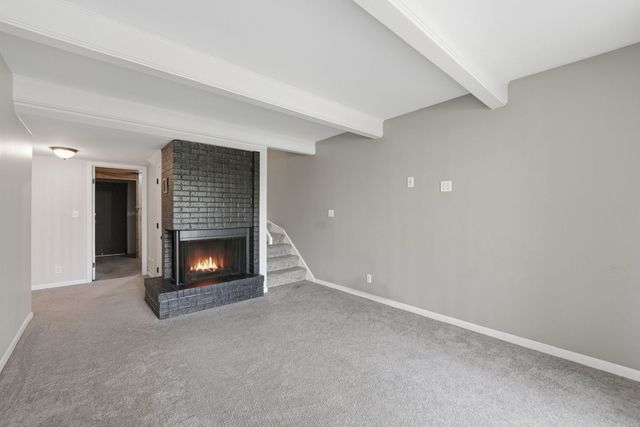 1326 ELDER Drive, Aurora, IL 60506