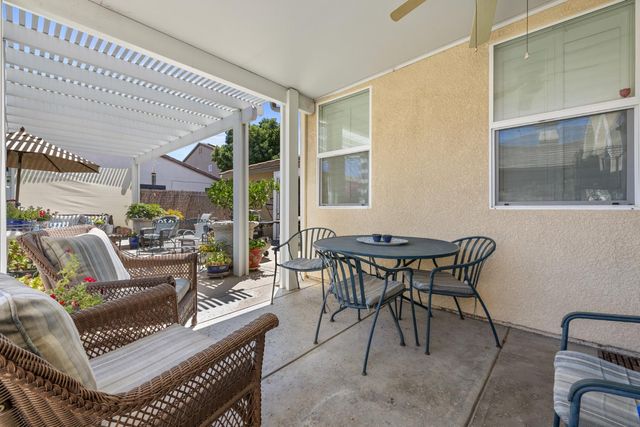 2808 Espana Ln, Modesto, CA 95355