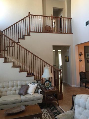 2808 Espana Ln, Modesto, CA 95355