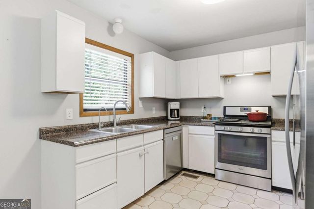 6903 Heritage Place, Acworth, GA 30102