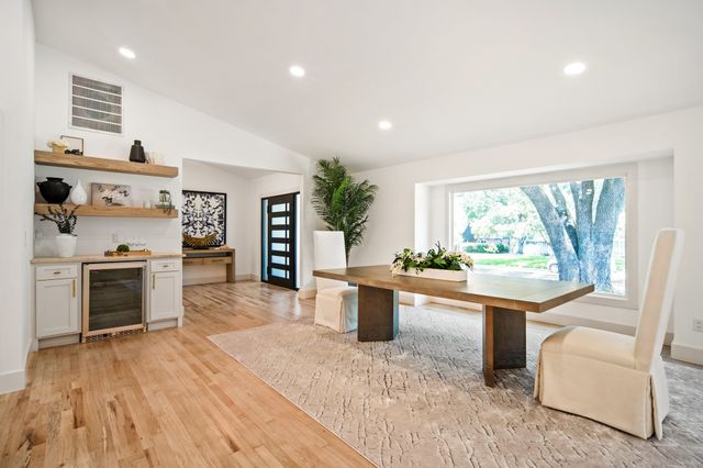 4336 Irvin Simmons Drive, Dallas, TX 75229