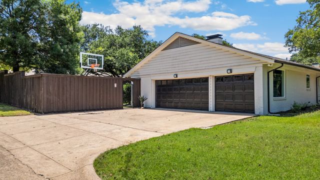 4336 Irvin Simmons Drive, Dallas, TX 75229