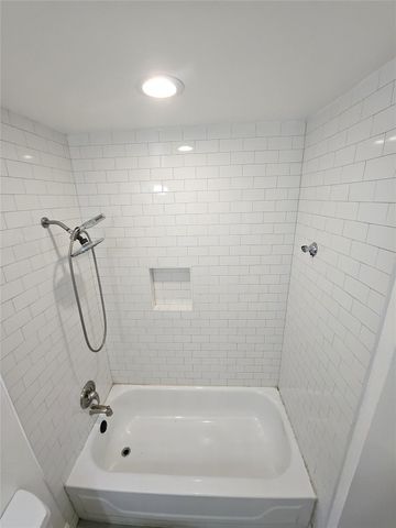 18617 Egret Bay Boulevard 507, Webster, TX 77058