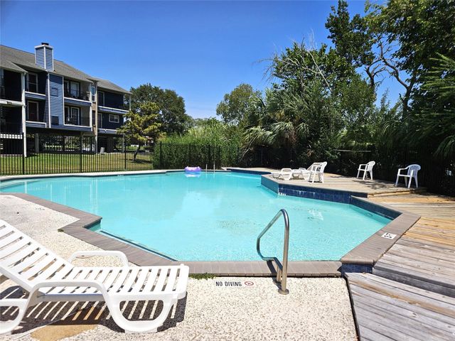 18617 Egret Bay Boulevard 507, Webster, TX 77058