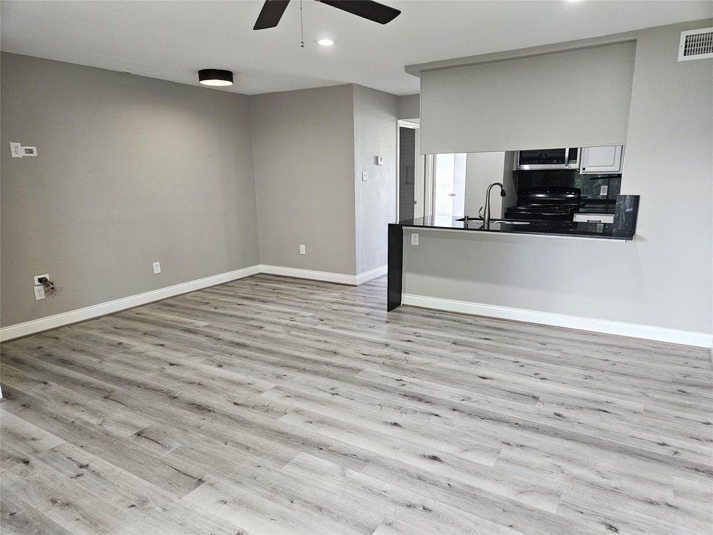 18617 Egret Bay Boulevard 507, Webster, TX 77058