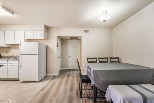 5160 Indian River Drive 346, Las Vegas, NV 89103