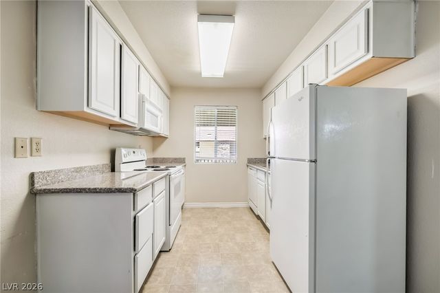 5160 Indian River Drive 346, Las Vegas, NV 89103
