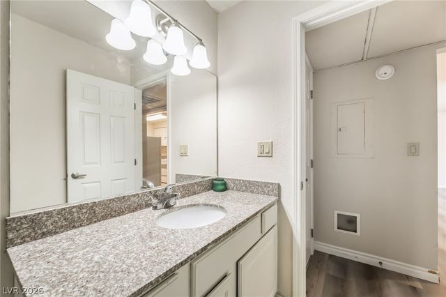 5160 Indian River Drive 346, Las Vegas, NV 89103