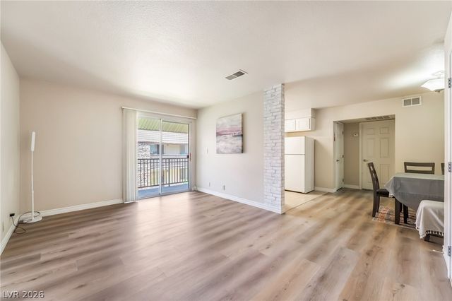 5160 Indian River Drive 346, Las Vegas, NV 89103