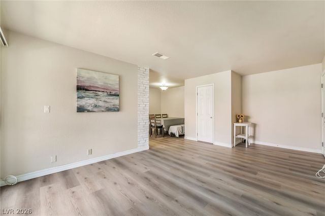 5160 Indian River Drive 346, Las Vegas, NV 89103