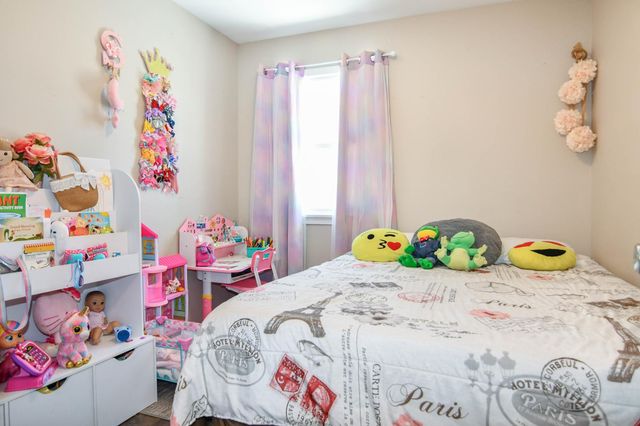 1207 19th Street S, Moorhead, MN 56560