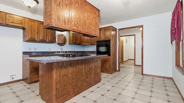 412 W 14th Street, Mountain Grove, MO 65711