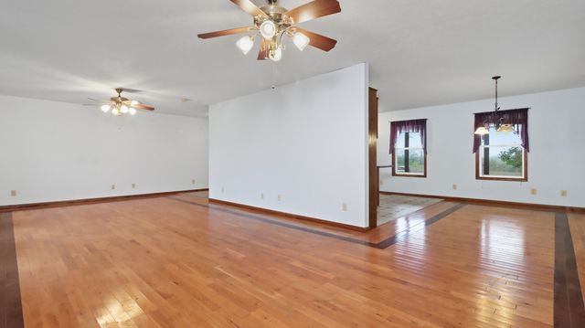 412 W 14th Street, Mountain Grove, MO 65711