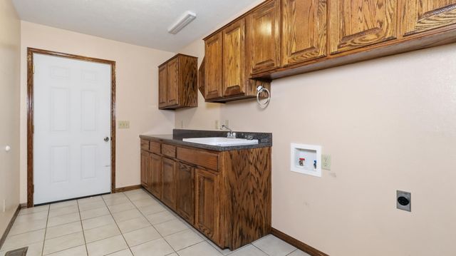 412 W 14th Street, Mountain Grove, MO 65711