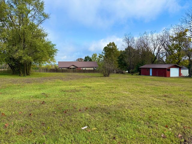 412 W 14th Street, Mountain Grove, MO 65711