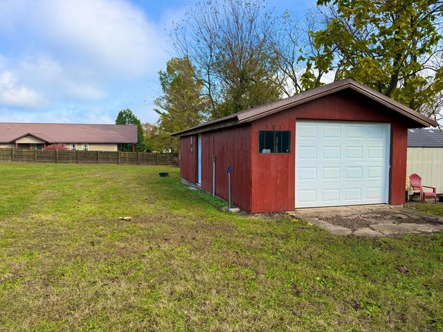 412 W 14th Street, Mountain Grove, MO 65711