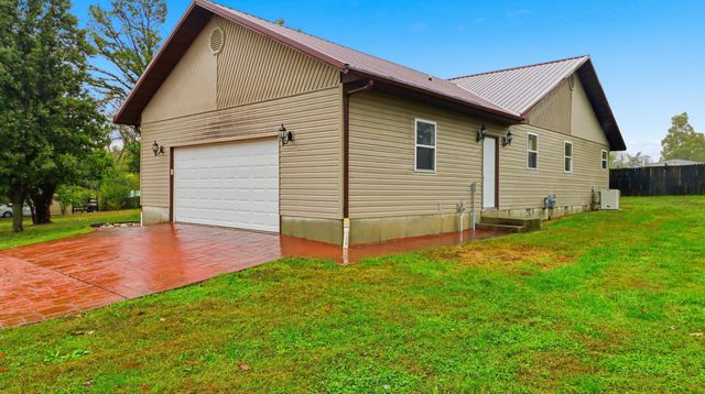 412 W 14th Street, Mountain Grove, MO 65711