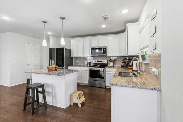 759 Brockwell Bend, Forney, TX 75126