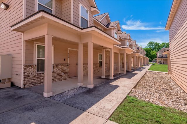 2002 20th Street 501, Huntsville, TX 77340