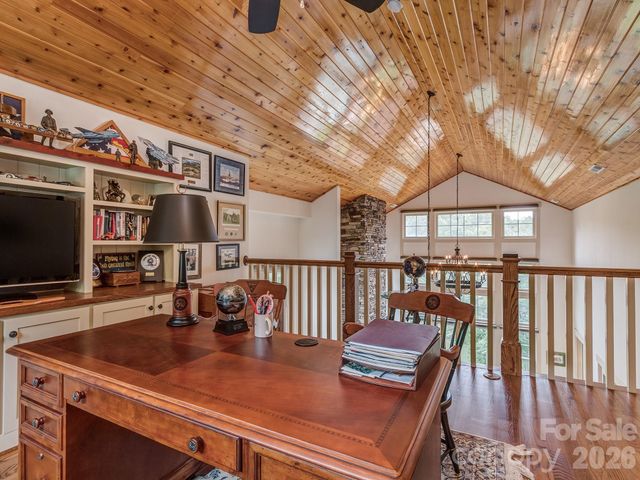 18321 Rosapenny Road, Charlotte, NC 28278