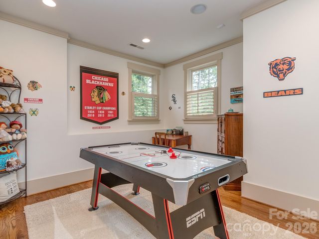 18321 Rosapenny Road, Charlotte, NC 28278