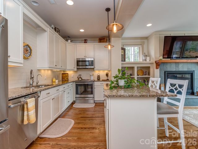 18321 Rosapenny Road, Charlotte, NC 28278