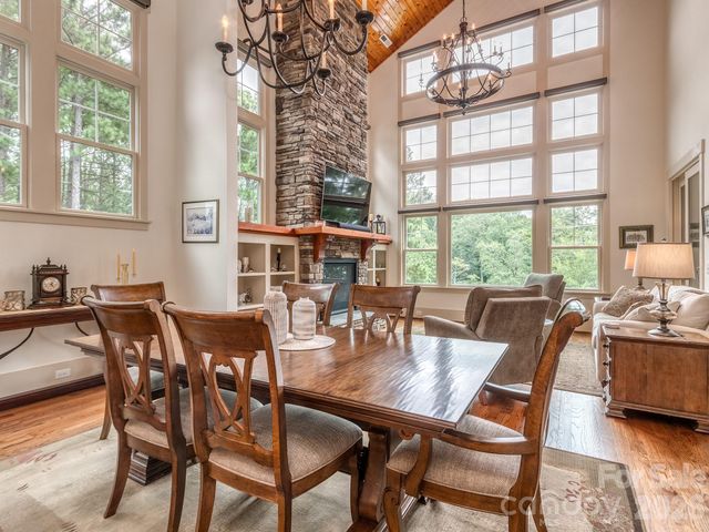 18321 Rosapenny Road, Charlotte, NC 28278