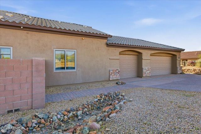 39410 N 7TH Street, Phoenix, AZ 85086