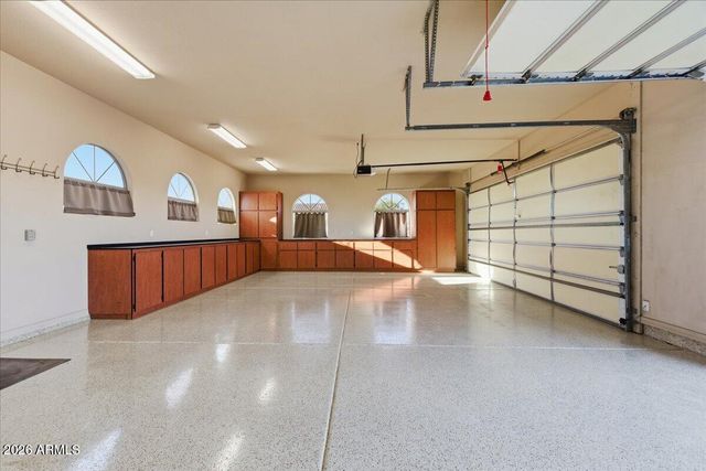 39410 N 7TH Street, Phoenix, AZ 85086