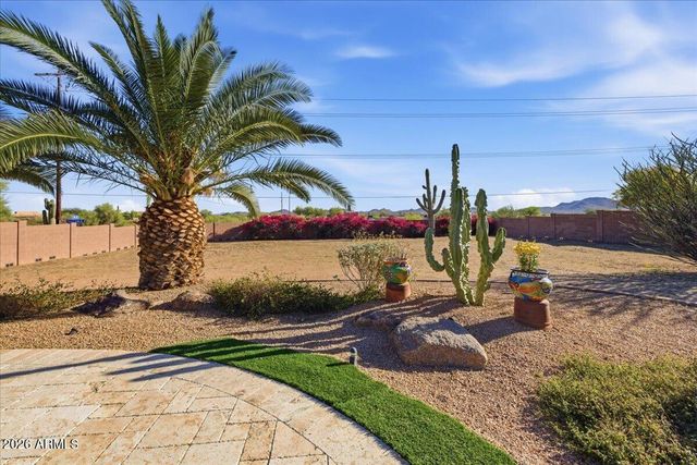 39410 N 7TH Street, Phoenix, AZ 85086