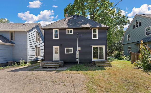 1723 Hewitt Avenue, Saint Paul, MN 55104