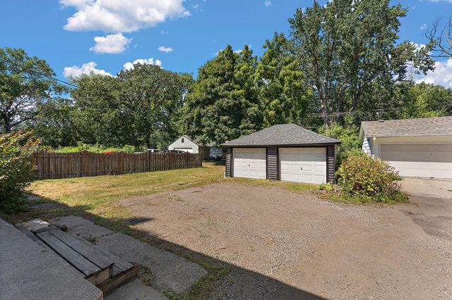 1723 Hewitt Avenue, Saint Paul, MN 55104
