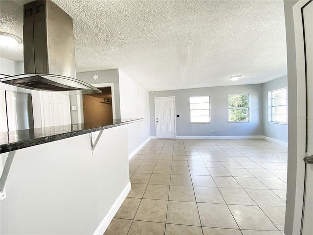 424 W 5TH STREET, Apopka, FL 32703