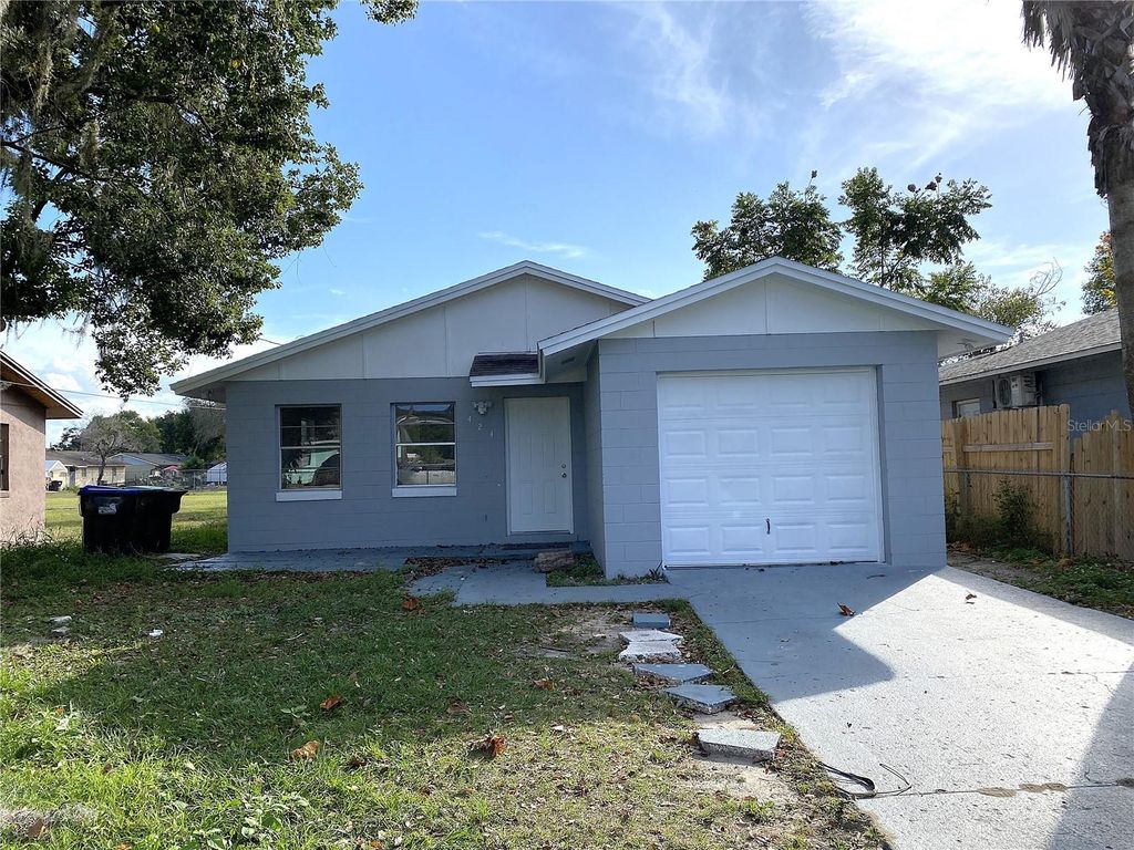 424 W 5TH STREET, Apopka, FL 32703