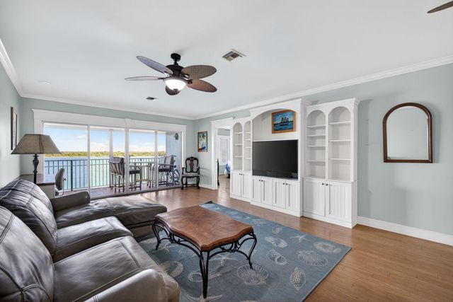 1630 Seaway Drive 304, Fort Pierce, FL 34949