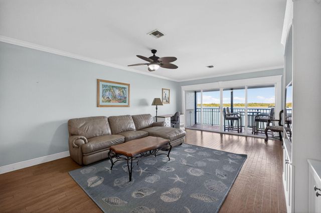 1630 Seaway Drive 304, Fort Pierce, FL 34949