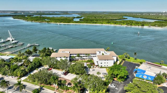 1630 Seaway Drive 304, Fort Pierce, FL 34949