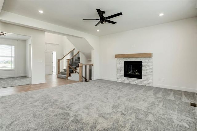 19007 W 170th Terrace, Olathe, KS 66062