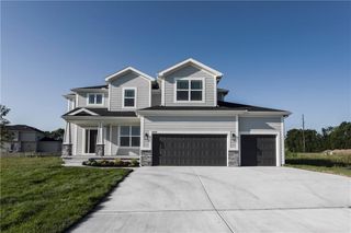 19007 W 170th Terrace, Olathe, KS 66062
