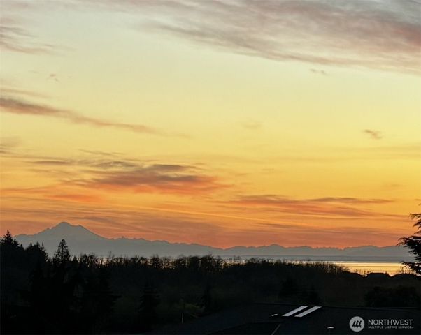 131 Moonlight Drive, Sequim, WA 98382