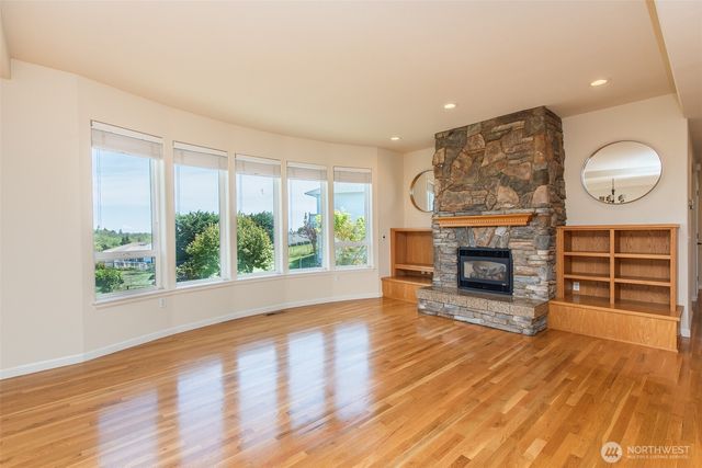 131 Moonlight Drive, Sequim, WA 98382